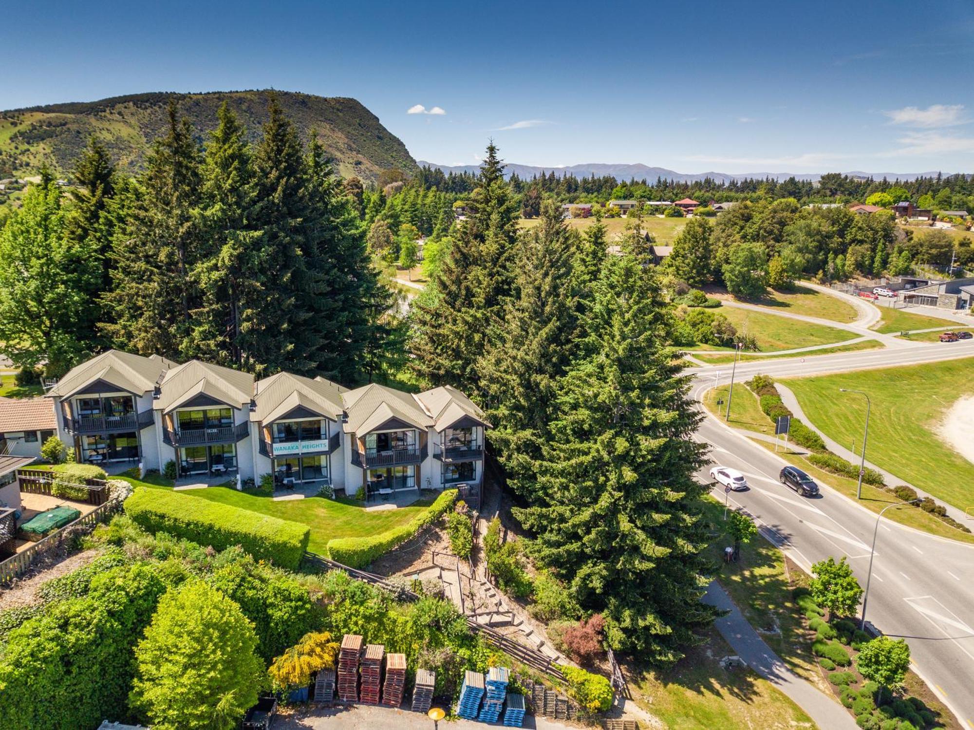 Ride Base Wanaka Apartments Zewnętrze zdjęcie