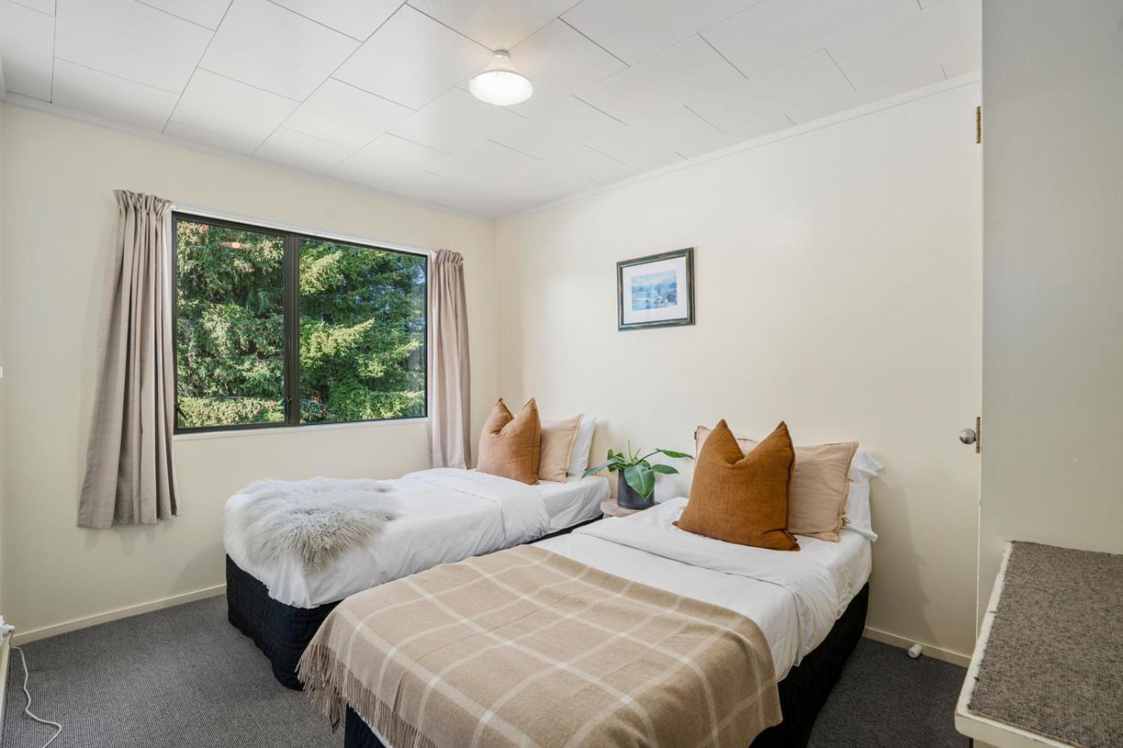 Ride Base Wanaka Apartments Zewnętrze zdjęcie